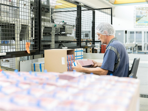 Notre équipe est prête à réaliser le meilleur emballage pour vous. 